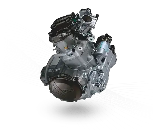 Imagen del motor de una motocicleta Yamaha en el área de servicio técnico.